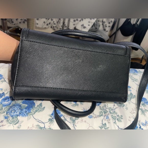 GUESS Satchel Bag - Picture 4 of 5